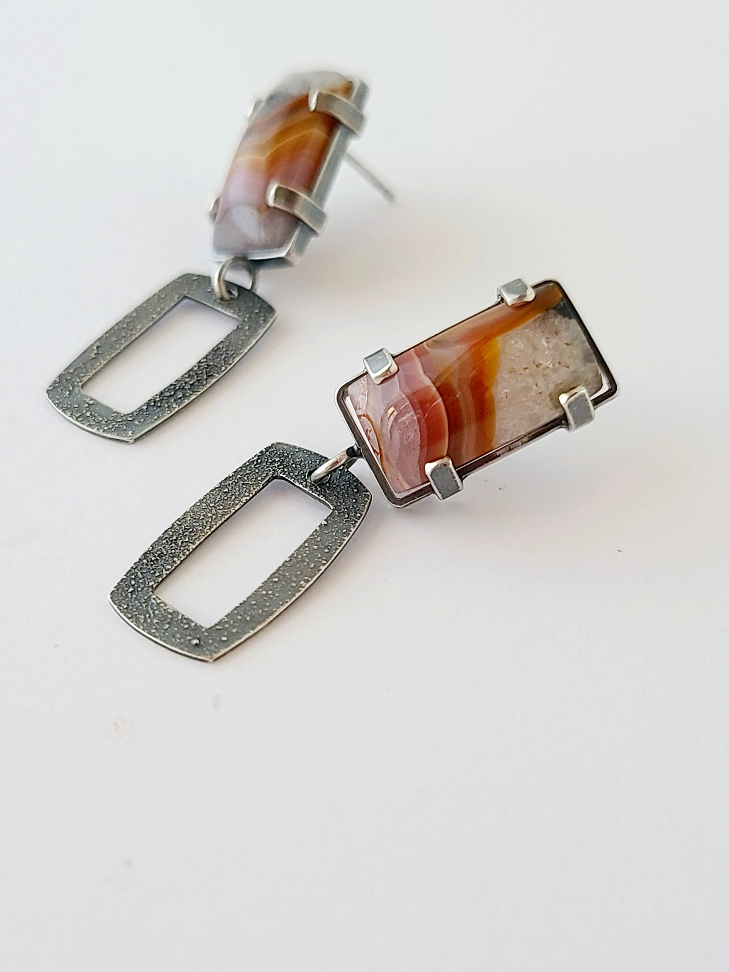 Ocaso Stud Earrings-Small Rectangle Laguna Lace Agate