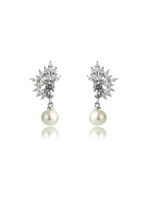 OCEANS HAMILTON FRESHWATER PEARL EARRINGS SILVER