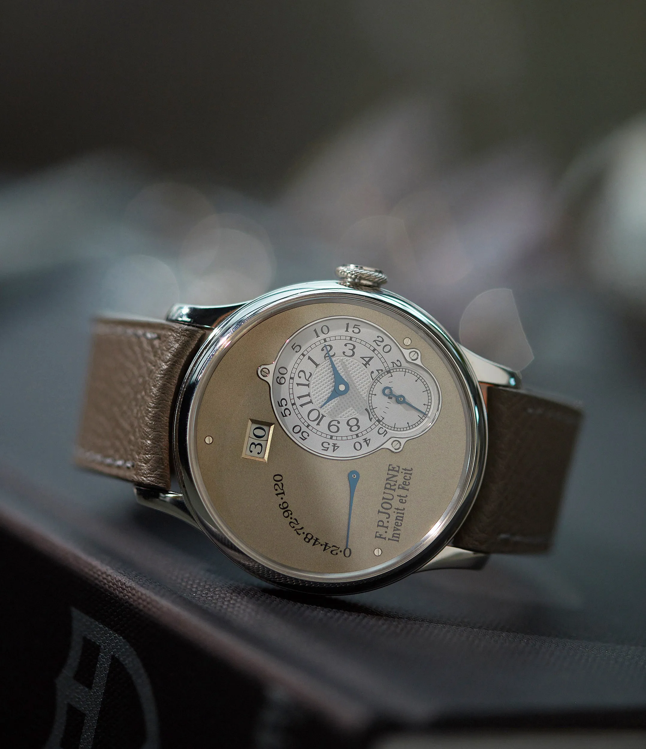 Octa Réserve Marche | 38mm | Platinum