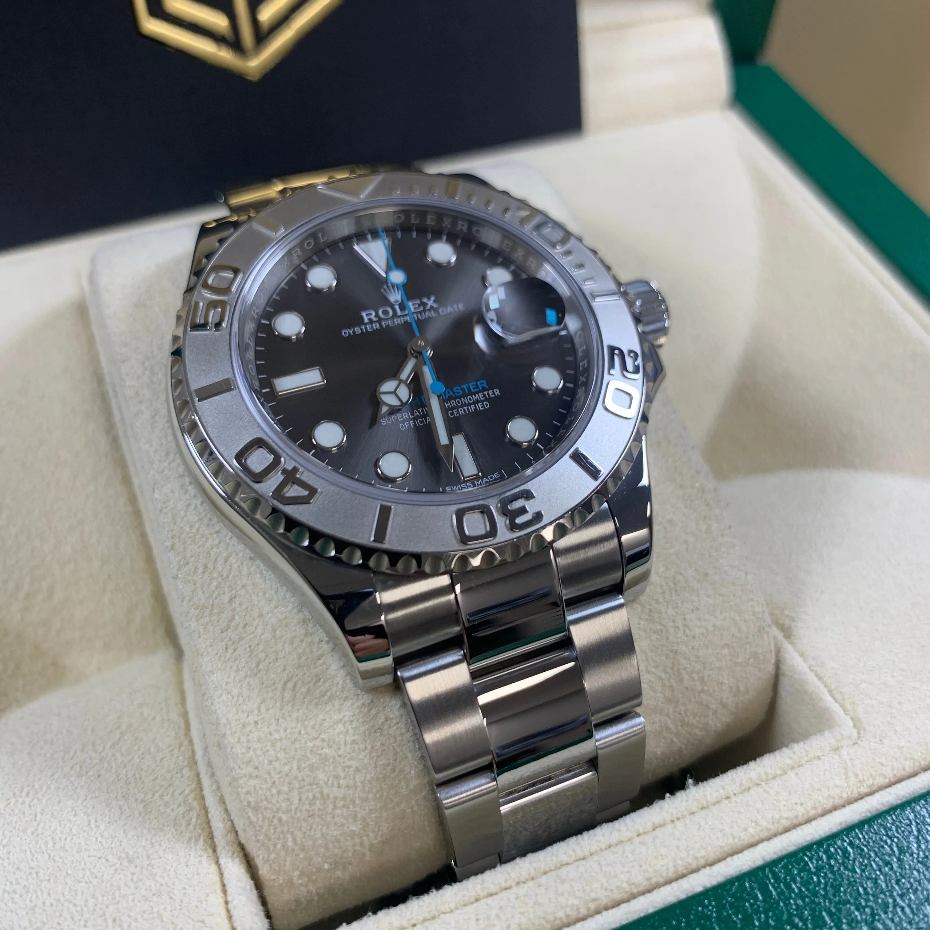 Rolex Yacht-Master 40 116622 Rhodium Dial 2018 Discontinued Full Set Watch