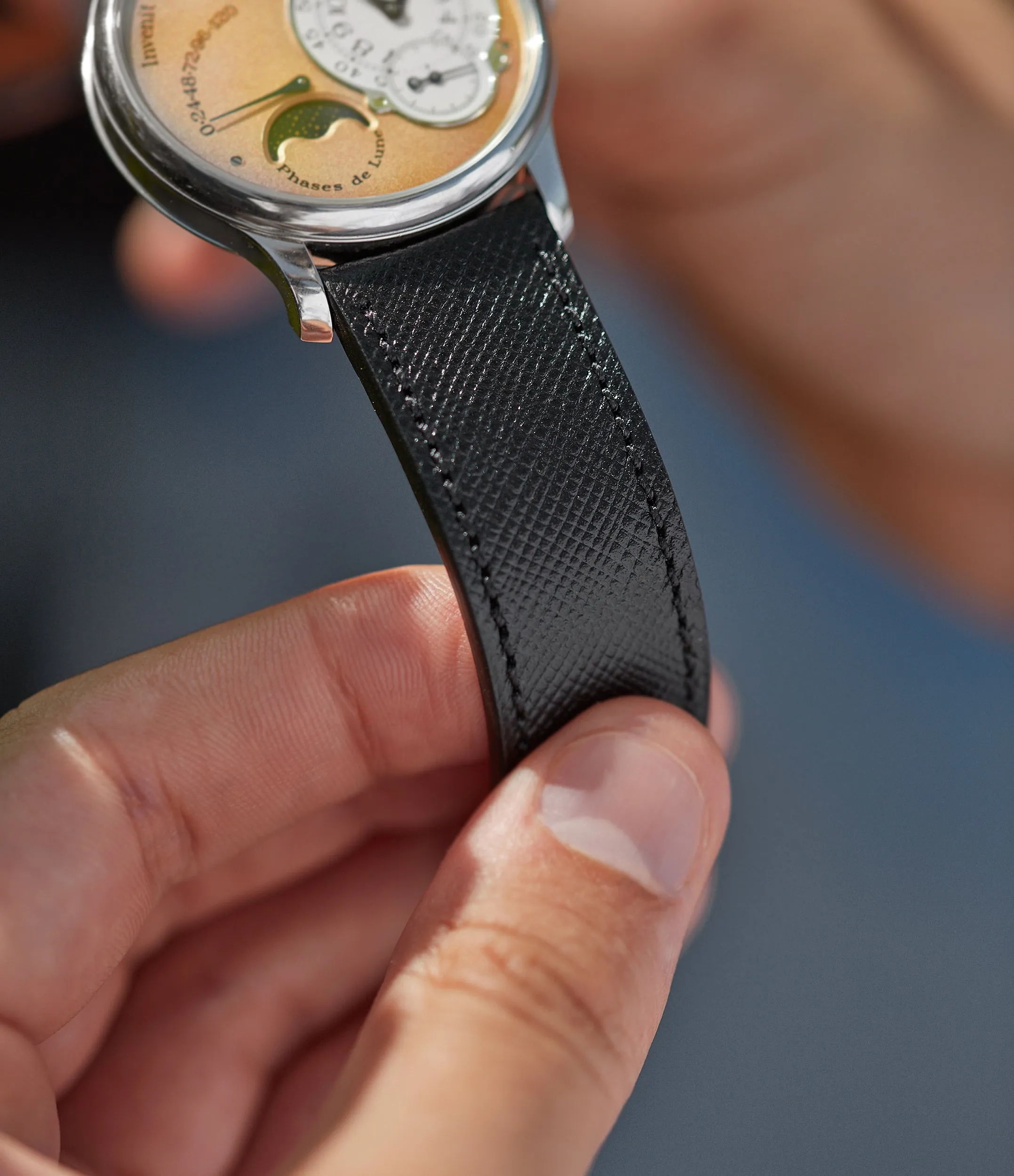 saffiano curved strap
