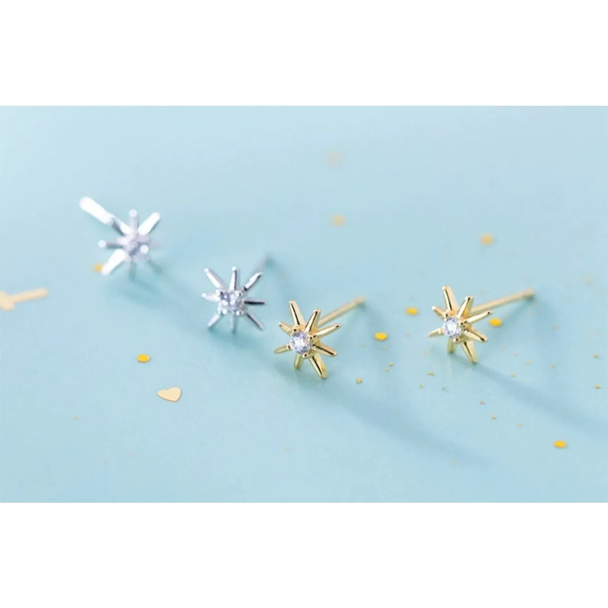 Small Star Stud Earrings - ECZ007