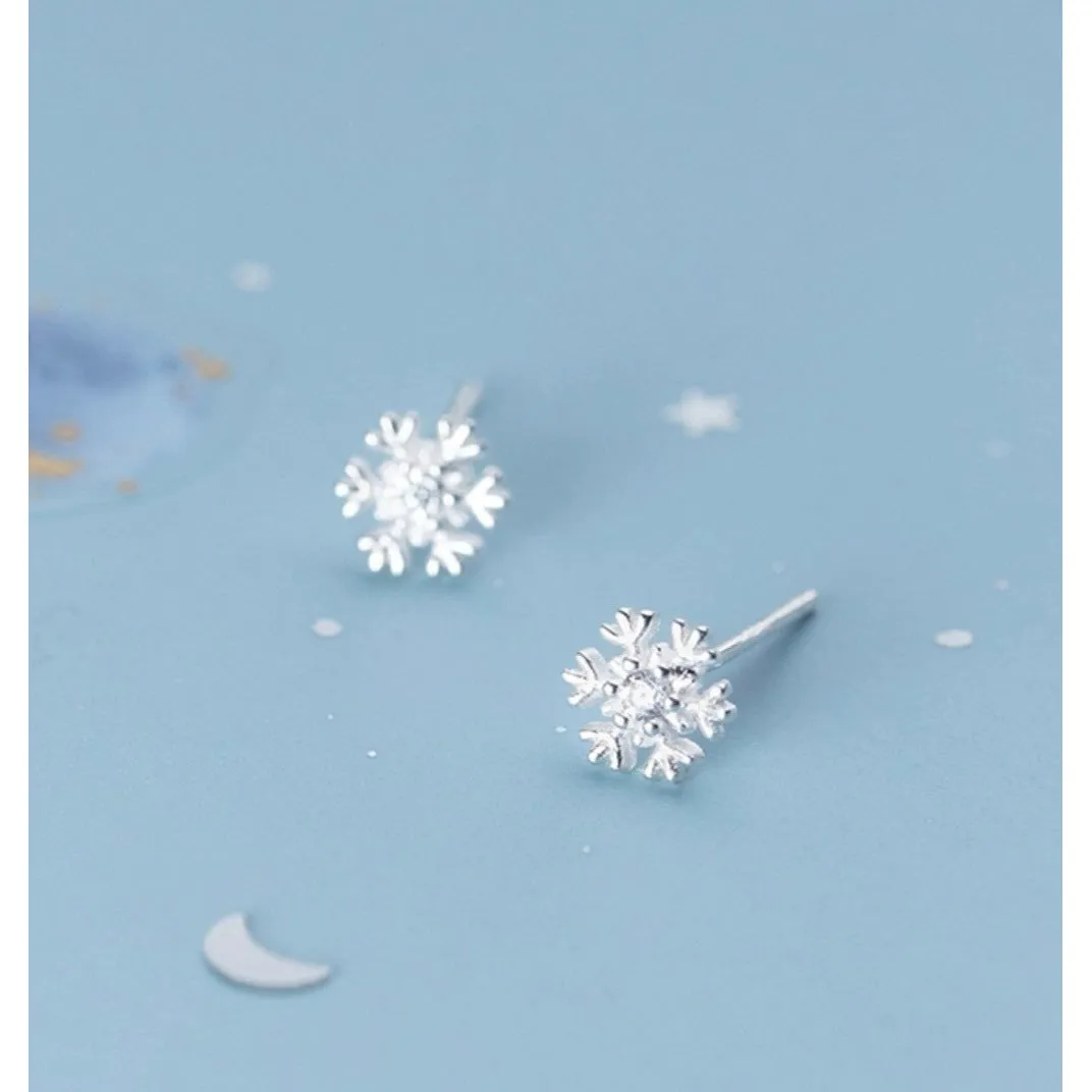 Snow Flaker Stud Earrings-SS047