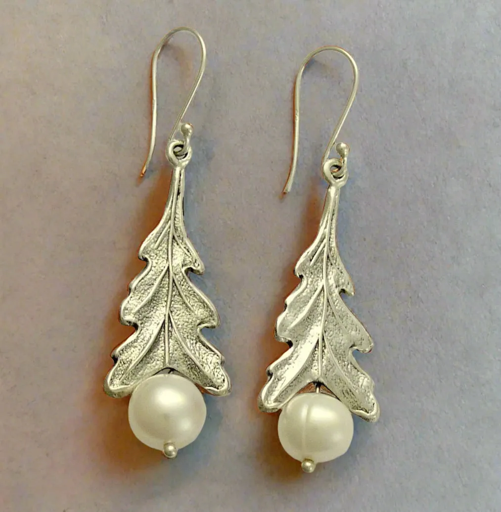 Solid Gold Leaf Pearl Earrings - Gentle Tide.