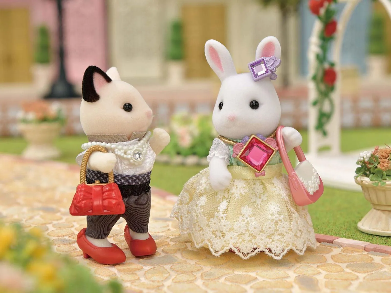 Sylvanian Families Fashion Play Set - Jewels & Gems Collection