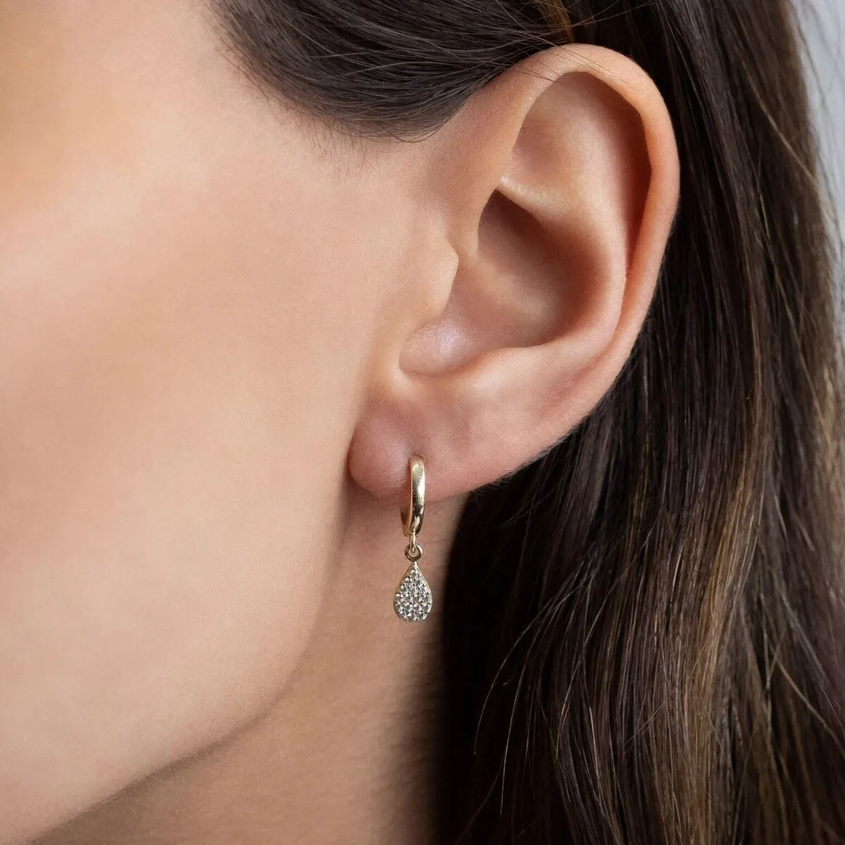 Teardrop Huggie Earring 14K