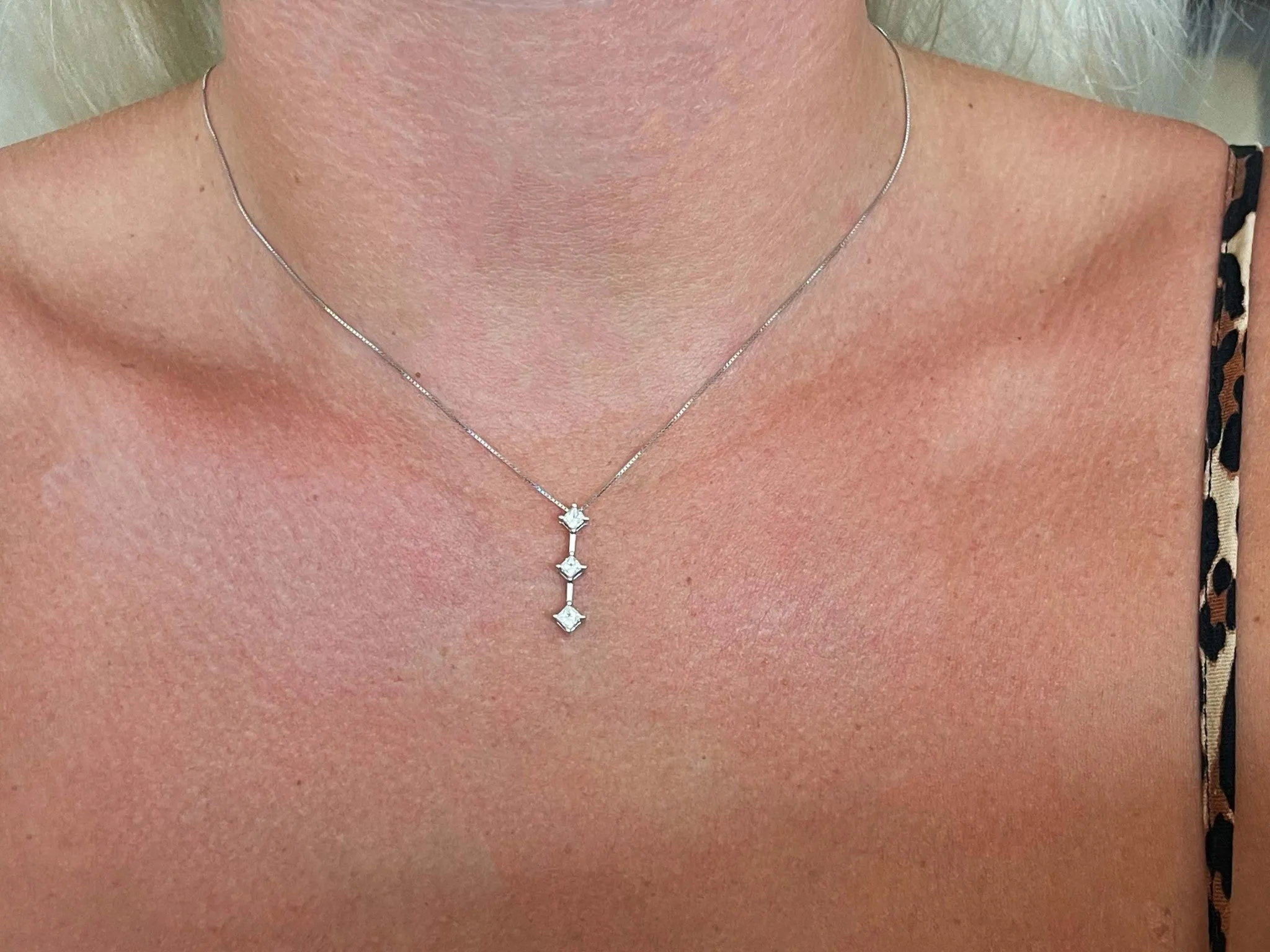 Three Princess Cut Diamond Drop Necklace in 18k White Gold