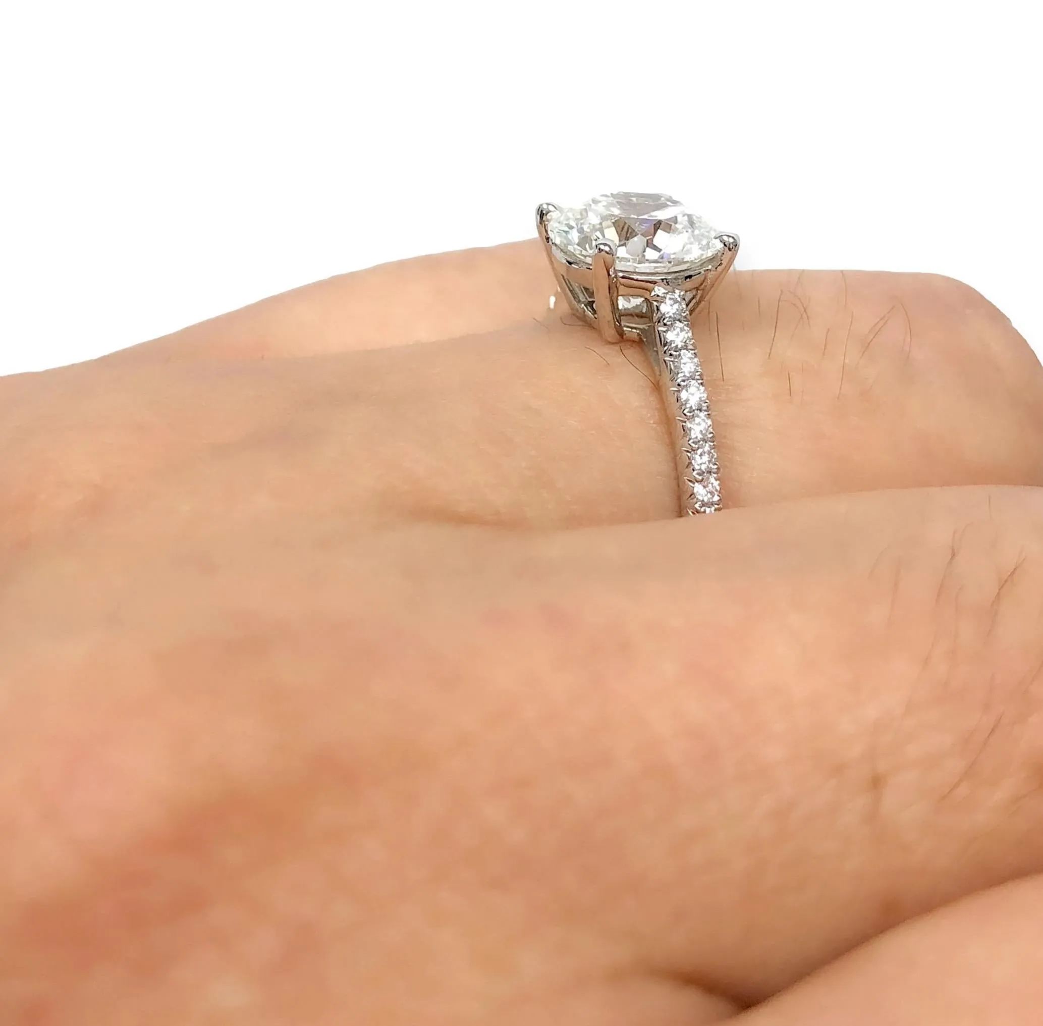 Tiffany & Co. Platinum Novo Round Diamond Engagement Ring 2.55 cts. TW GVS2