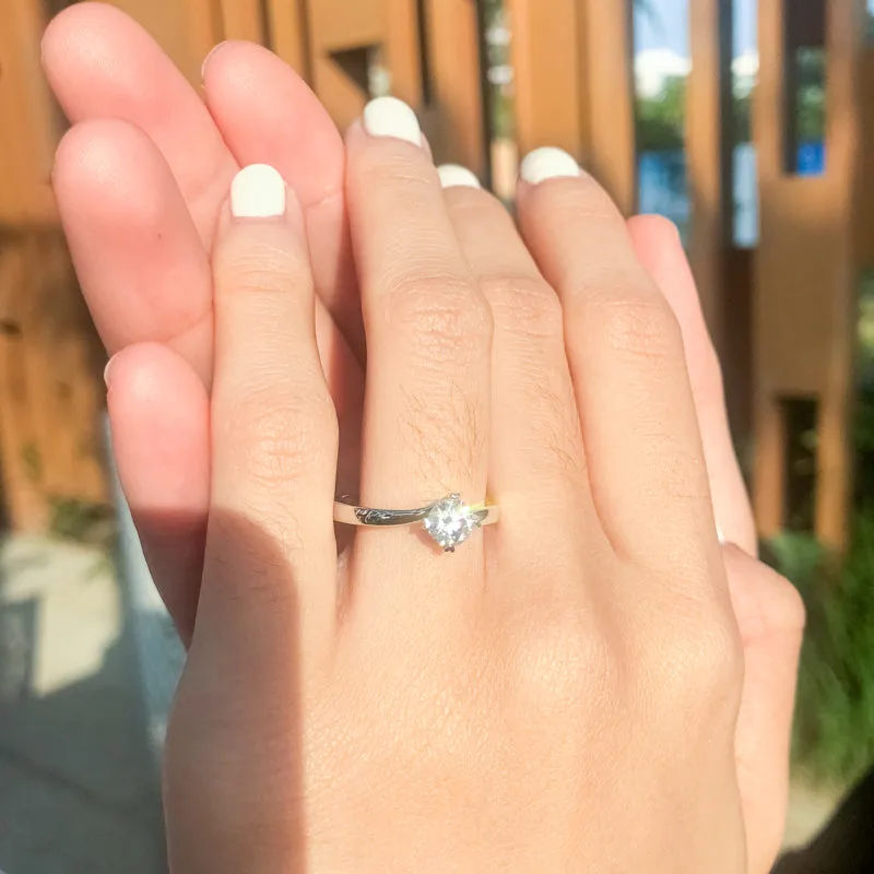 Twisted Round Moissanite Diamond Solitaire Ring