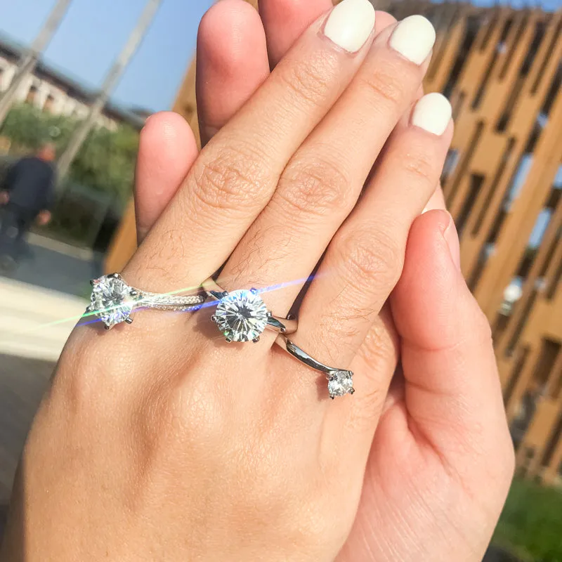 Twisted Round Moissanite Diamond Solitaire Ring