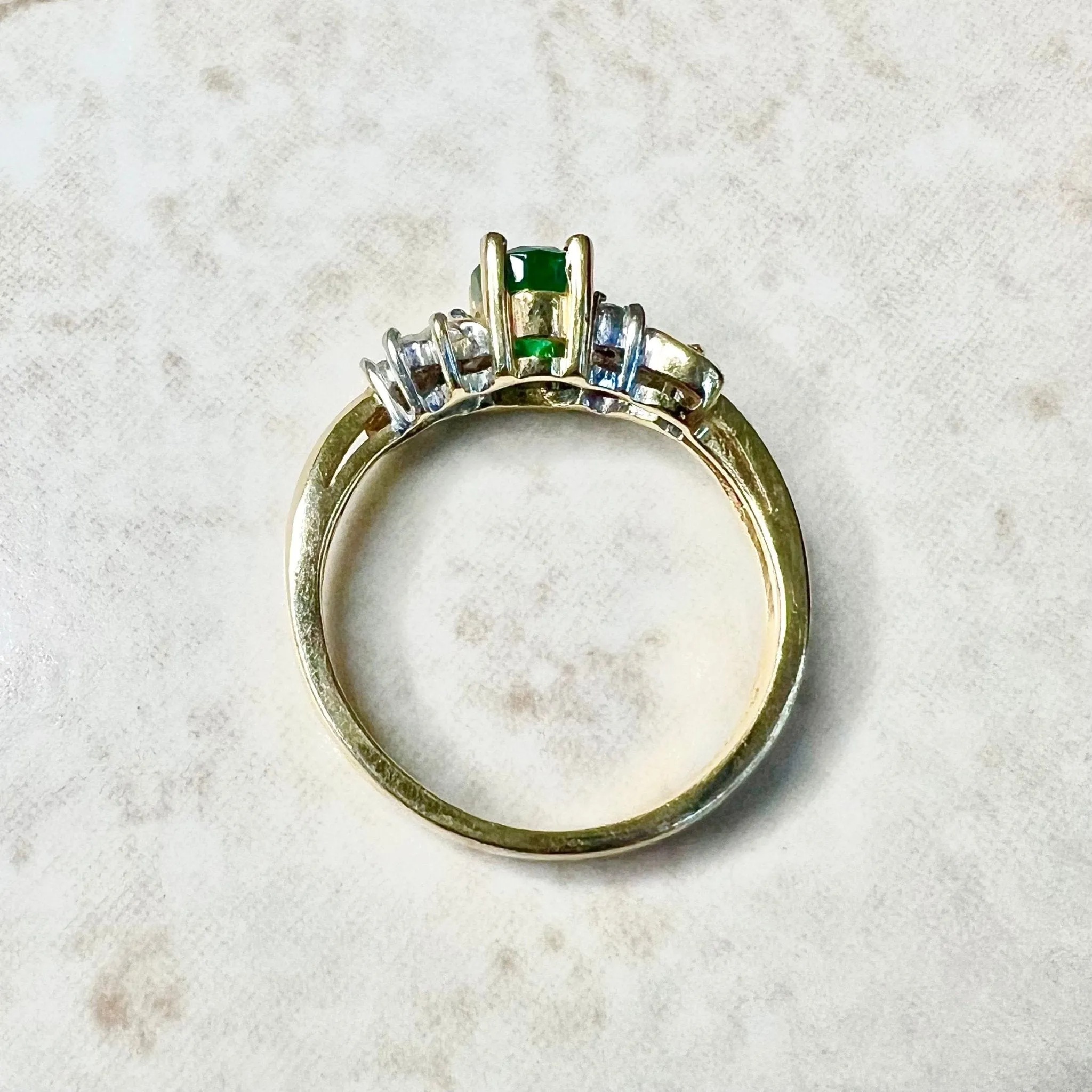 Vintage 14 Karat Yellow Gold Natural Diamond & Emerald Solitaire Ring