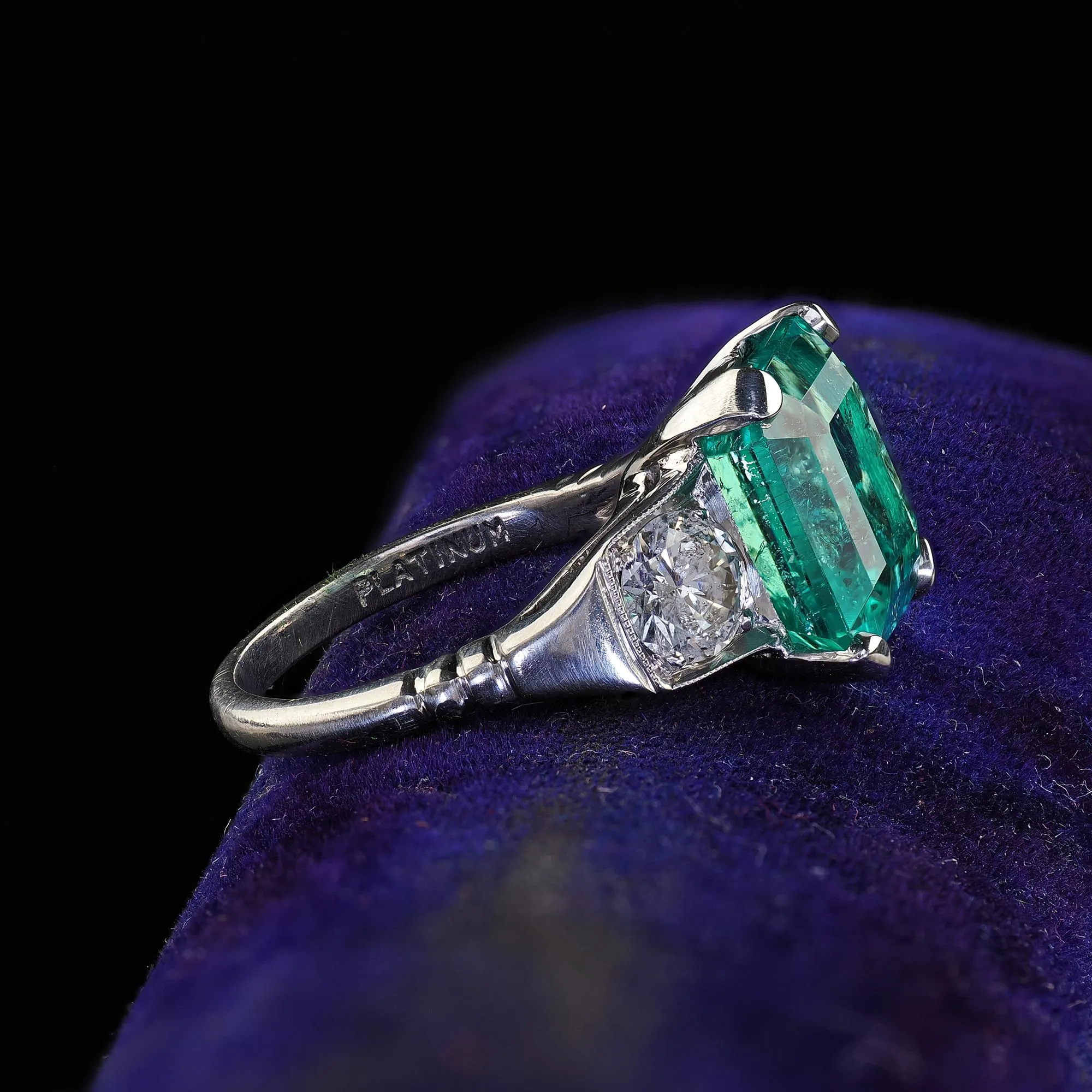 Vintage Retro Platinum Colombian Emerald and Diamond Engagement Ring - GIA