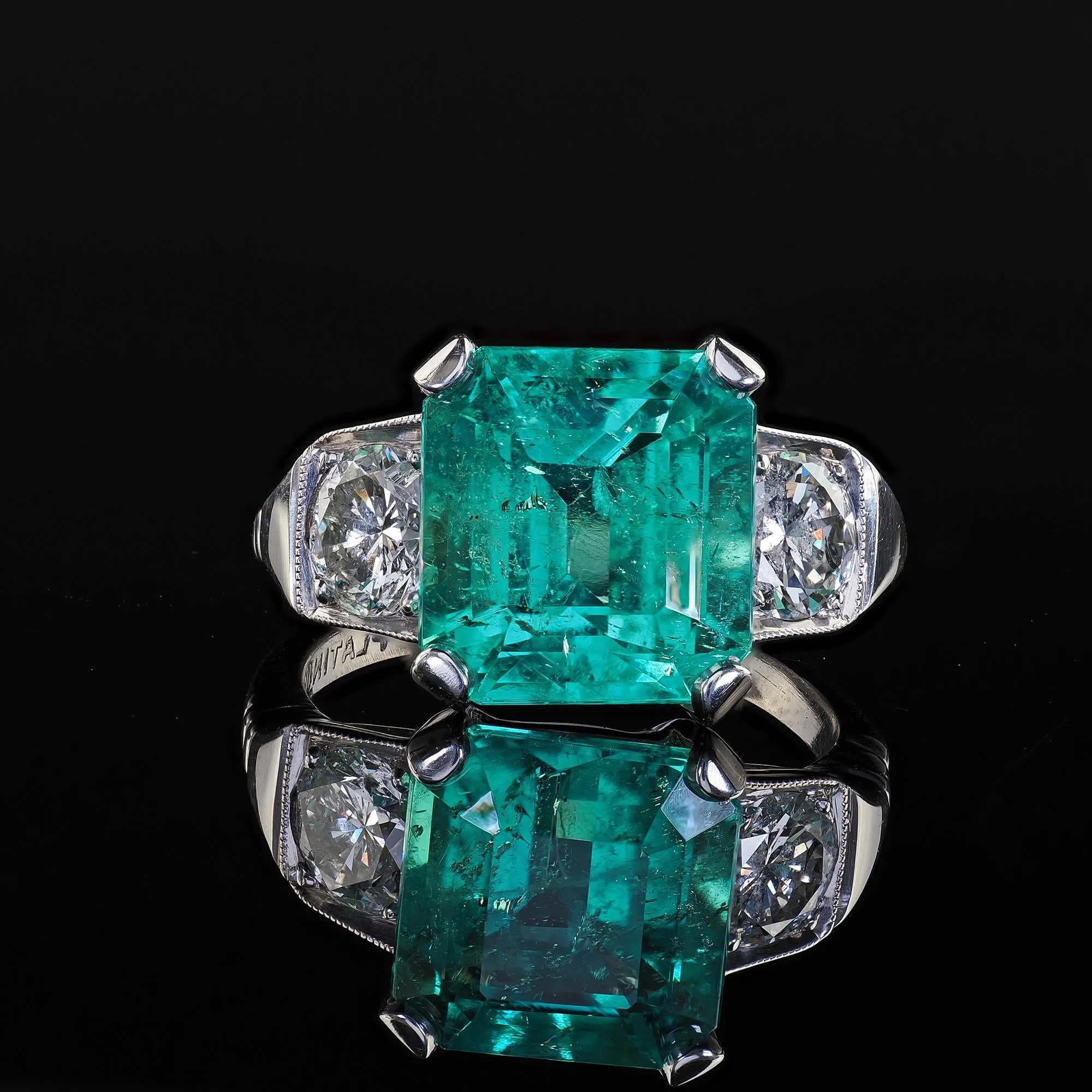 Vintage Retro Platinum Colombian Emerald and Diamond Engagement Ring - GIA