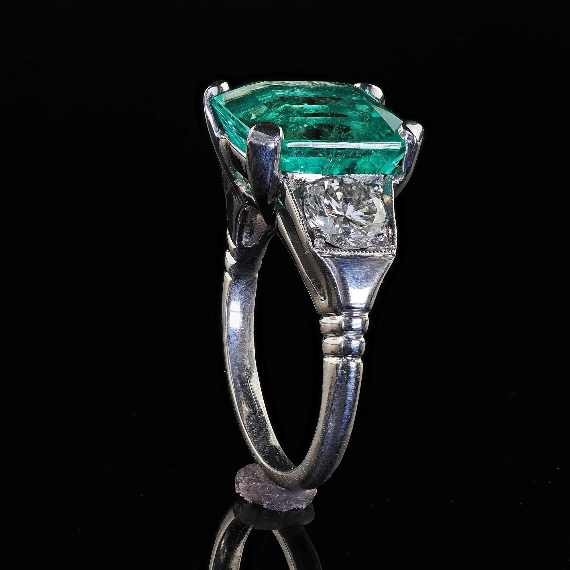 Vintage Retro Platinum Colombian Emerald and Diamond Engagement Ring - GIA