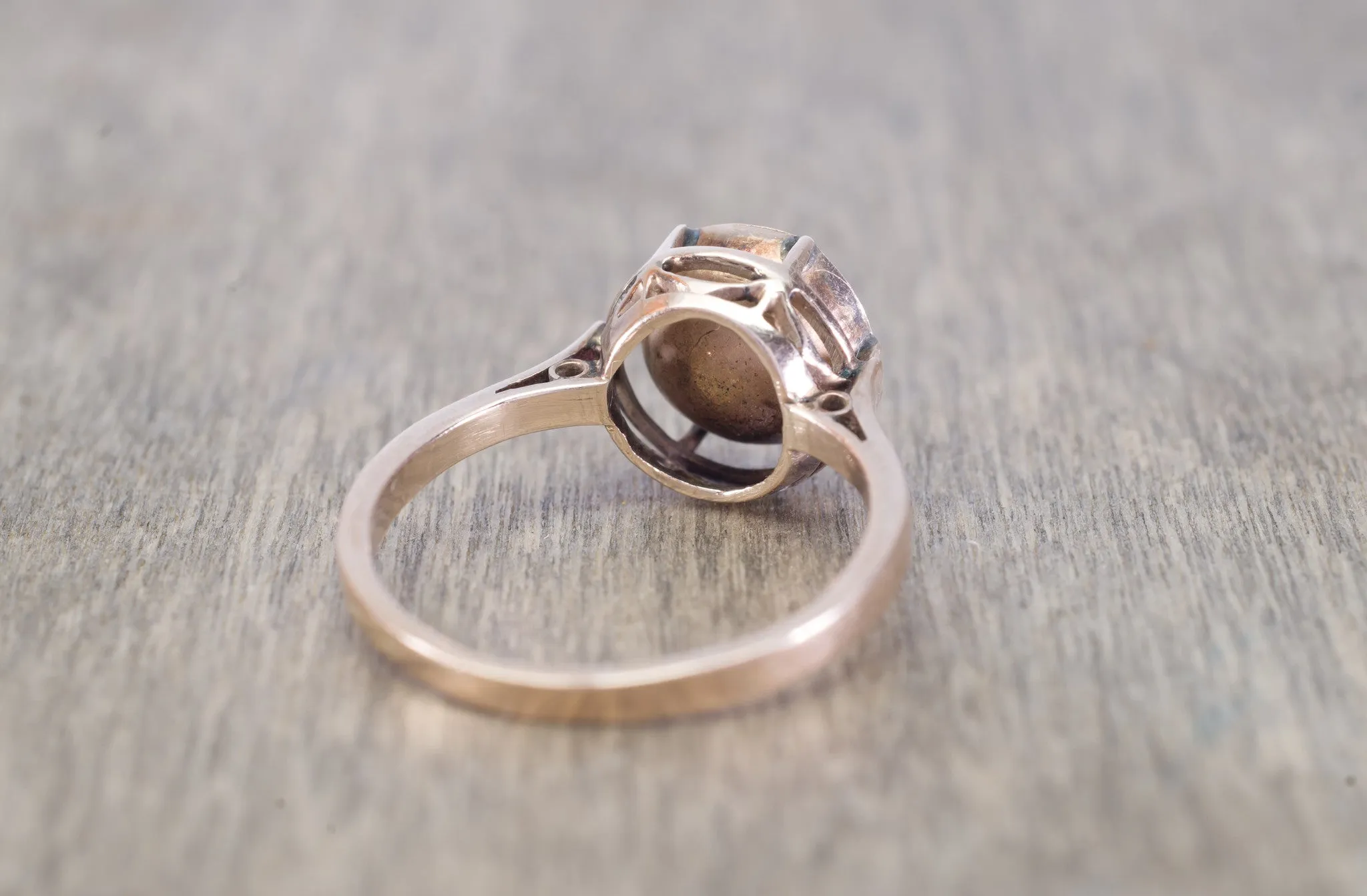 VINTAGE ROSE CUT DIAMOND SOLITAIRE IN GOLD