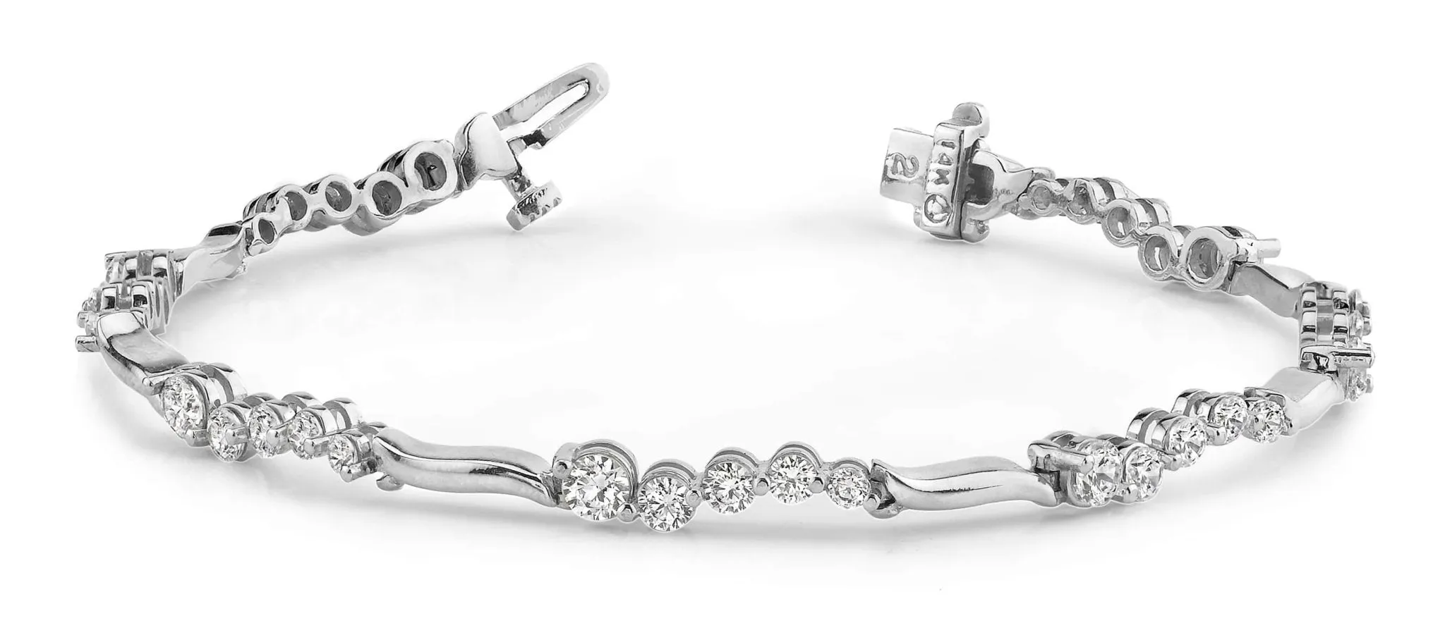 Wavy Journey Diamond Bracelet with 3.00 ct.(finished)