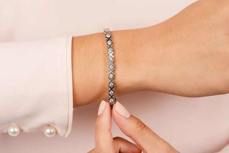 X And O Lab-Grown Diamond Bracelet with 2.34 ct.(finished) 3.0mm